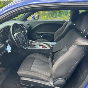 2019 Dodge CHALLENGER SXT — миниатюра 31