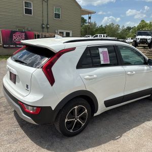 KIA NIRO PLUG-IN HYBRID EX - 9