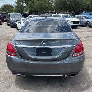 MERCEDES-BENZ C-CLASS - 7