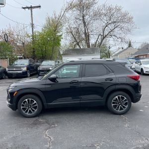 CHEVROLET TRAILBLAZER - 3