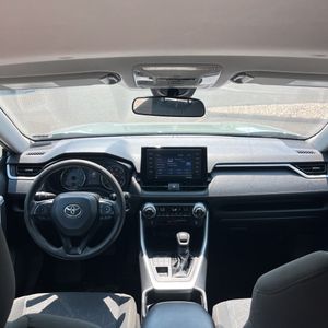 2021 Toyota RAV4 XLE — миниатюра 35