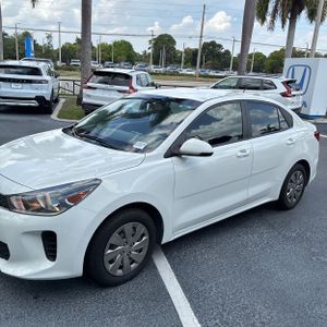 2020 KIA RIO LX photo 2