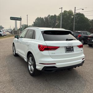 صورة 5 لـ 2023 AUDI Q3 QUATTRO S LINE PREM PLUS 45 TFSI