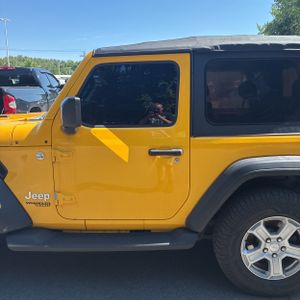 صورة 4 لـ 2019 JEEP WRANGLER SPORT S