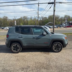 JEEP RENEGADE TRAILHAWK - 10