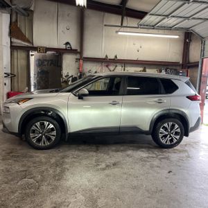 2022 Nissan ROGUE SV — фото 3