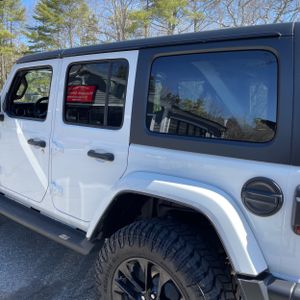 JEEP WRANGLER 4XE SAHARA 4X4 - 6