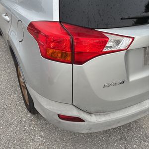 صورة 51 لـ 2015 Toyota RAV4 XLE