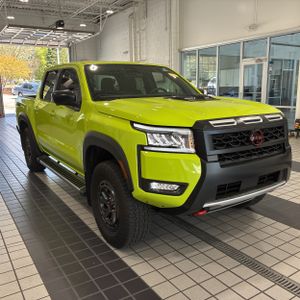 NISSAN FRONTIER CREW CAB PRO-4X 4X4 - 10