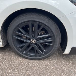 2025 Toyota CAMRY SE thumbnail 18