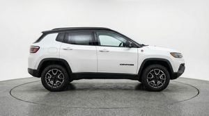 2025 JEEP COMPASS TRAILHAWK 照片 8