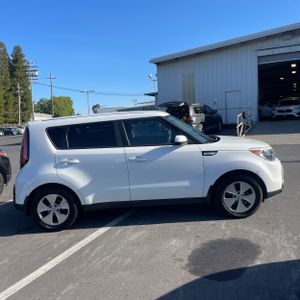 KIA SOUL BASE - 10