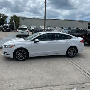 FORD FUSION HYBRID SE - 3