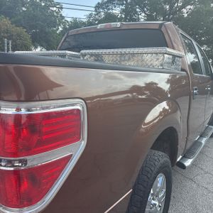 FORD F-150 XLT - 9