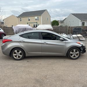 HYUNDAI ELANTRA - 10