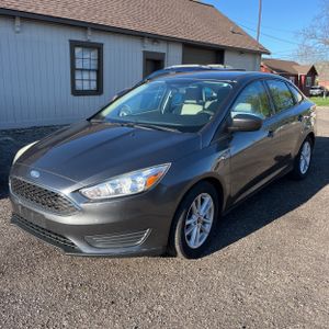 FORD FOCUS SE - 1
