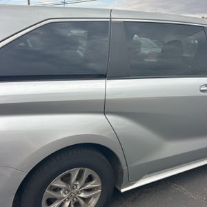 2022 Toyota SIENNA LE 8-PASSENGER — фото 9