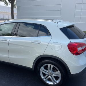 MERCEDES-BENZ GLA - 6