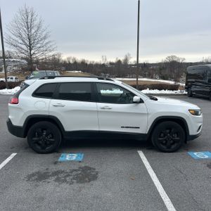 Jeep Cherokee Altitude - 10