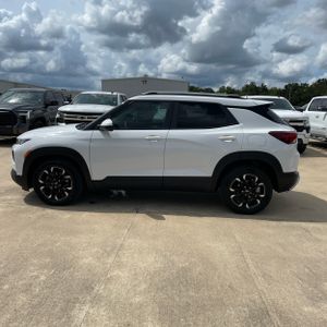 2023 Chevrolet TRAILBLAZER LT — фото 3