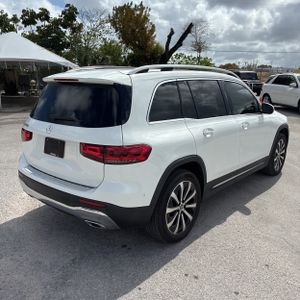 MERCEDES-BENZ GLB - 8