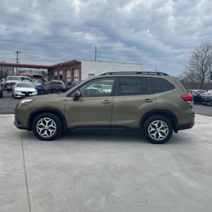 SUBARU FORESTER PREMIUM - 3