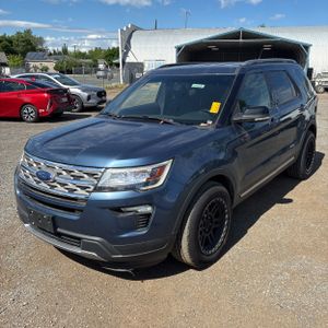 FORD EXPLORER XLT - 1