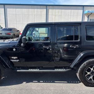 JEEP WRANGLER UNLIMITED SAHARA - 3