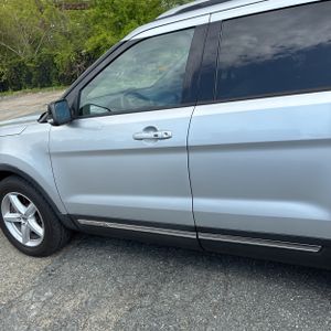 FORD EXPLORER XLT - 3