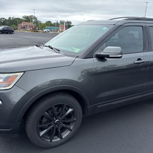 2019 FORD EXPLORER XLT — фото 2