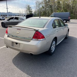 CHEVROLET IMPALA LT - 8