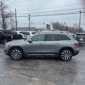 Mercedes-Benz GLB 250 4MATIC - 3