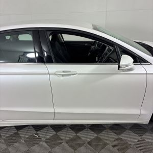 FORD FUSION SE - 9