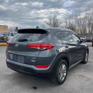 HYUNDAI TUCSON SEL - 8