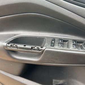 2016 FORD ESCAPE S 照片 57