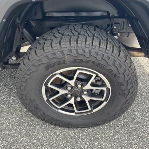 صورة مصغرة 18 لـ 2025 JEEP GLADIATOR RUBICON