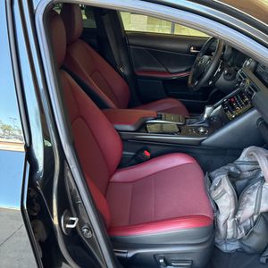 2023 Lexus IS 300 BASE — миниатюра 26