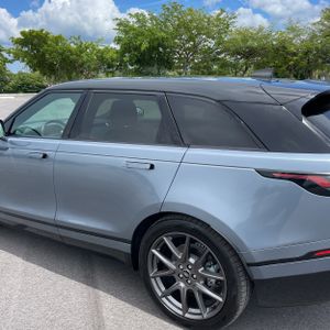صورة 6 لـ 2022 LAND Rover RANGE ROVER VELAR P250 R-DYNAMIC S