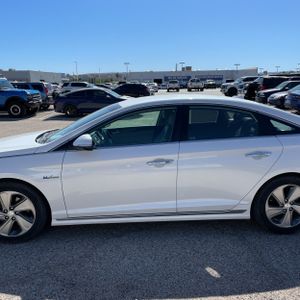 HYUNDAI SONATA HYBRID LIMITED - 4