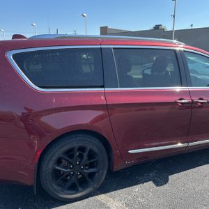 CHRYSLER PACIFICA LIMITED - 9