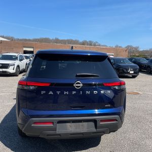 NISSAN PATHFINDER S - 7