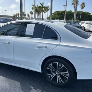 2024 Mercedes-BENZ E 350 照片 6