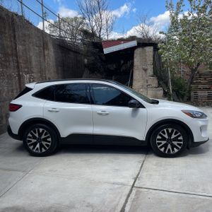 FORD ESCAPE HYBRID SE SPORT - 10