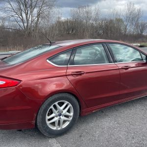 FORD FUSION SE - 9