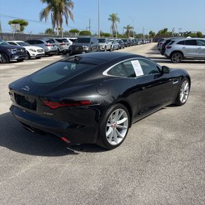 صورة 8 لـ 2020 Jaguar F-TYPE P300