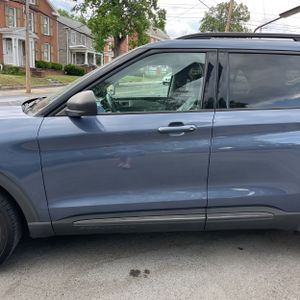 FORD EXPLORER XLT - 4