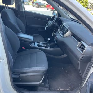 2020 KIA SORENTO LX 缩略图 32