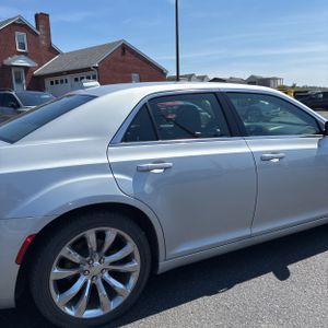 CHRYSLER 300 TOURING - 9