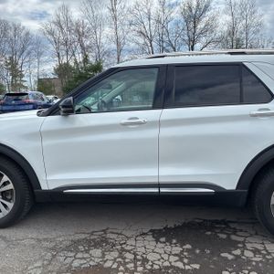 FORD EXPLORER PLATINUM - 4