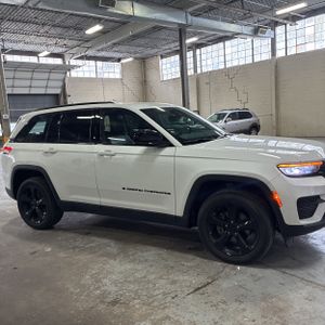 JEEP GRAND CHEROKEE ALTITUDE - 10